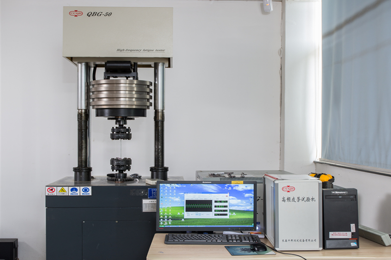 AUGSTĀS FREKVENces-NOGURUMA PĀRBAUDES MAŠĪNA