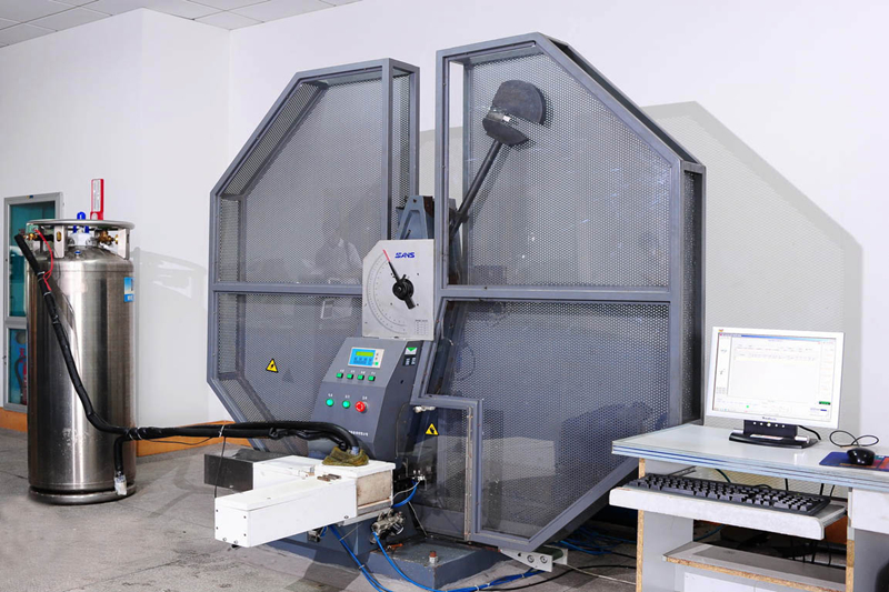 TRIECIENA TESTĒŠANAS MAŠĪNA